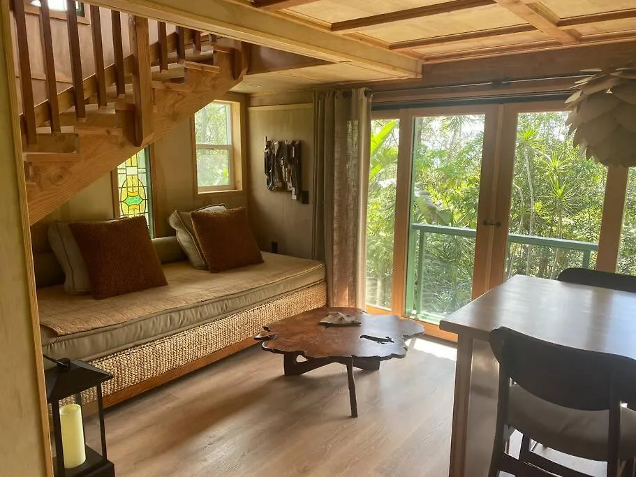 Romantic Cabin Treehouse In Hawaii Cloud Forest Kailua-Kona Ferienhaus