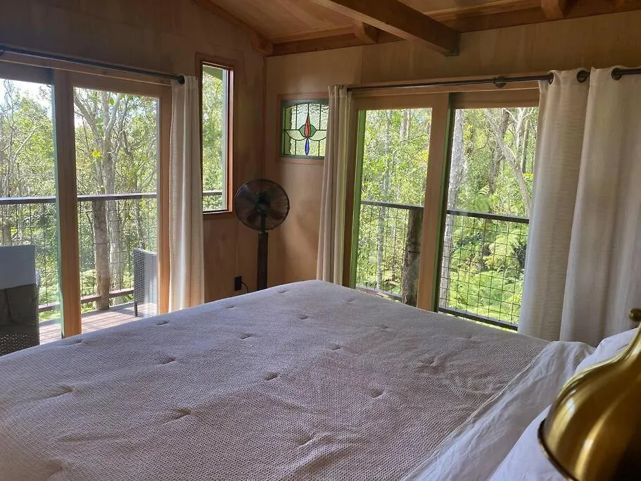 بيت للعطل Romantic Cabin Treehouse In Hawaii Cloud Forest كايلو كونا
